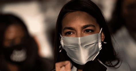 AOC defends New York medic outed by tabloid for OnlyFans。